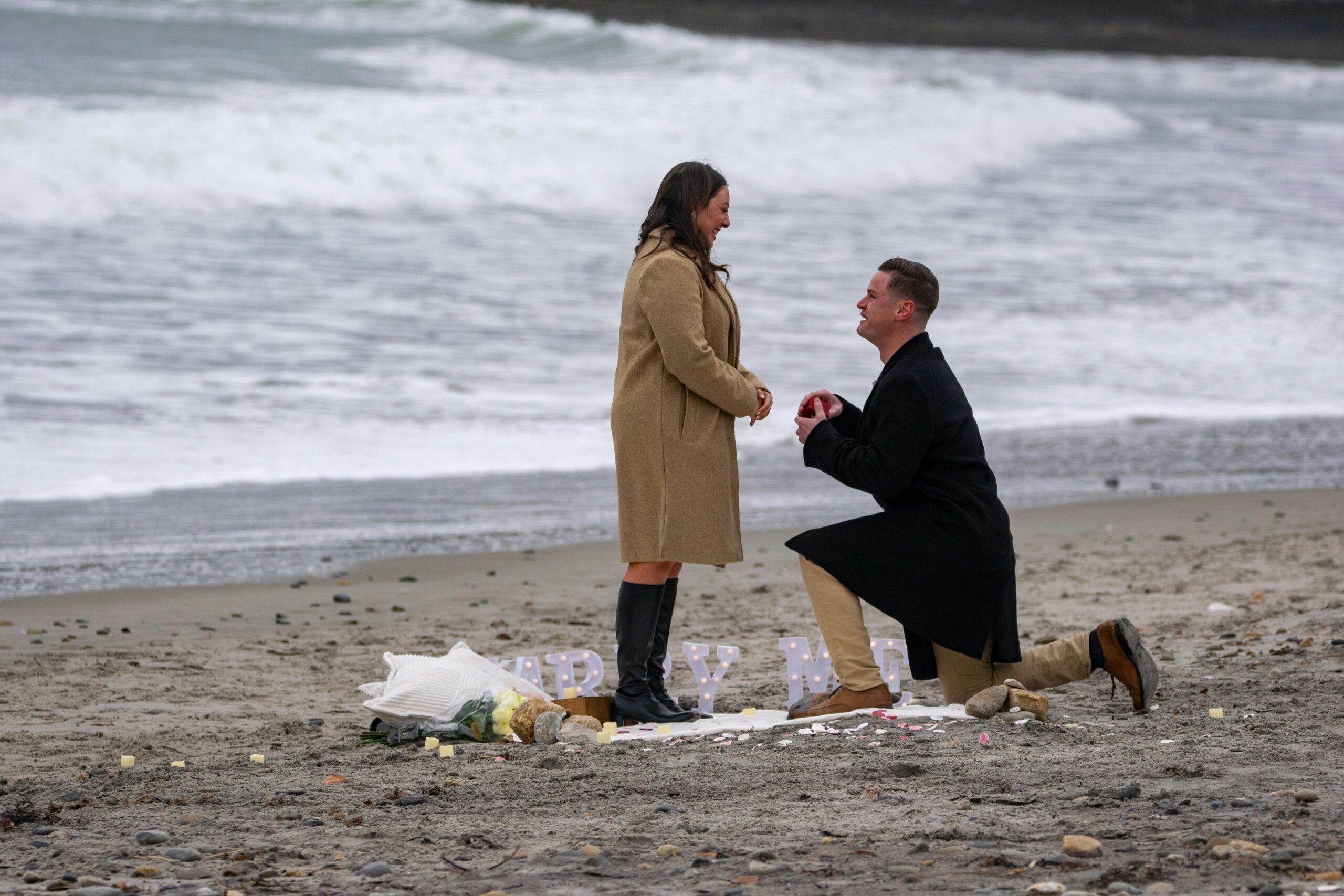 Beach Proposal Photo Ideas